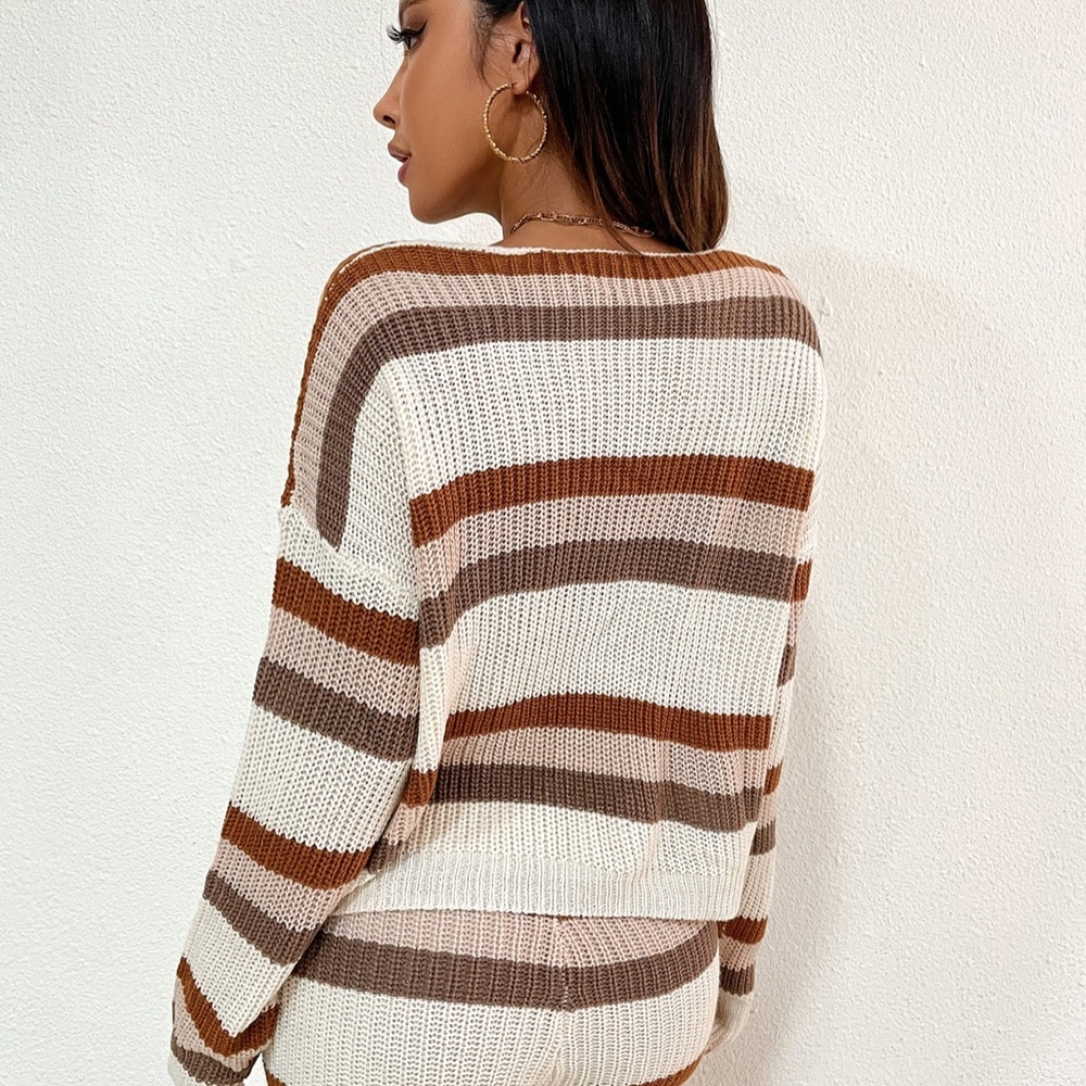 Cream Stripes Knit Oversized Sweater Lounge Shorts Set - Picture 4 of 4
